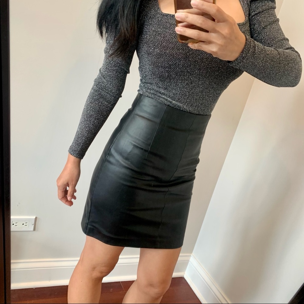 H&M High Waist pencil skirt faux leather in black mini short skirt XS